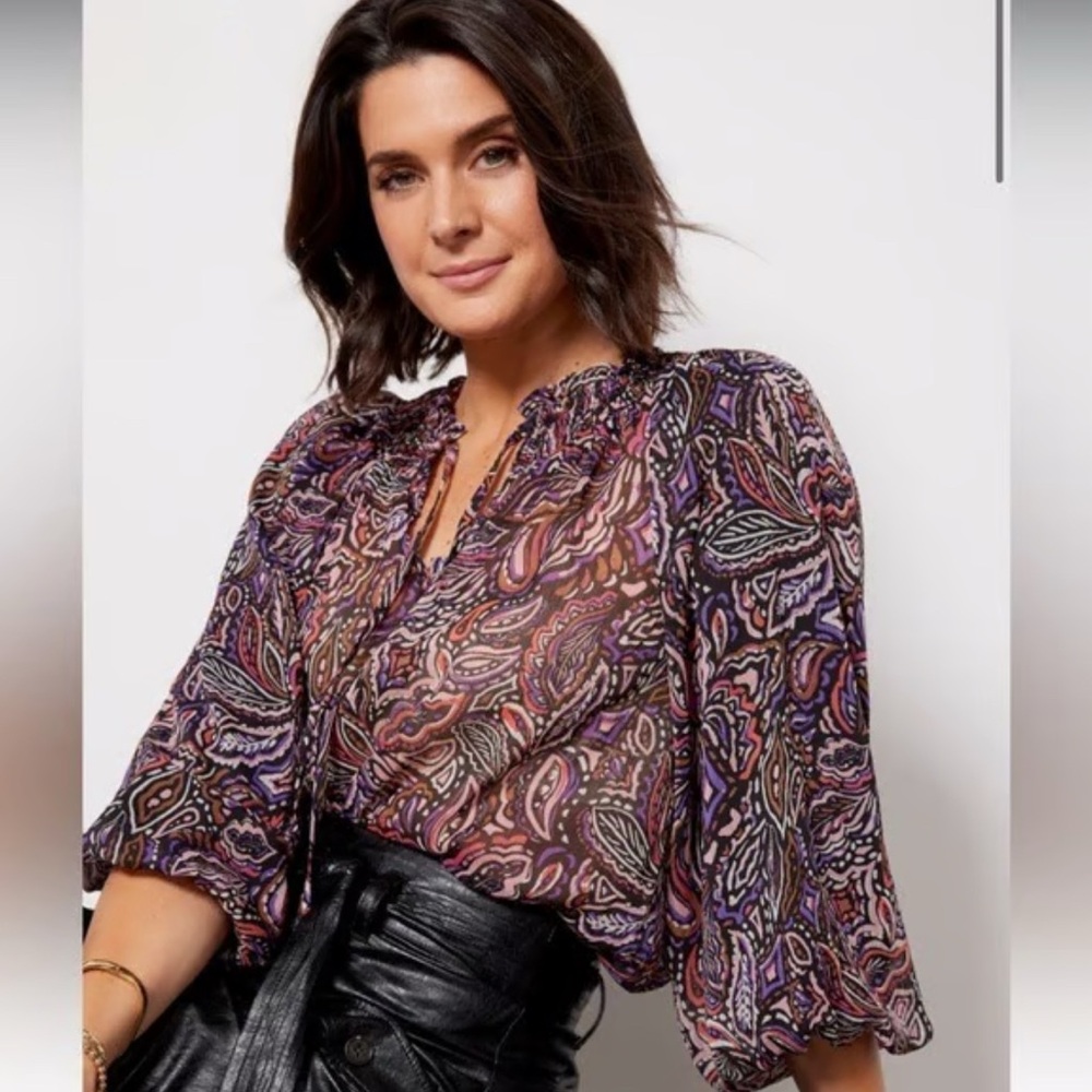 $89 NWT Sanctuary Paisley Print Breezy Smocked Neck Top Bohemian Indie Small
